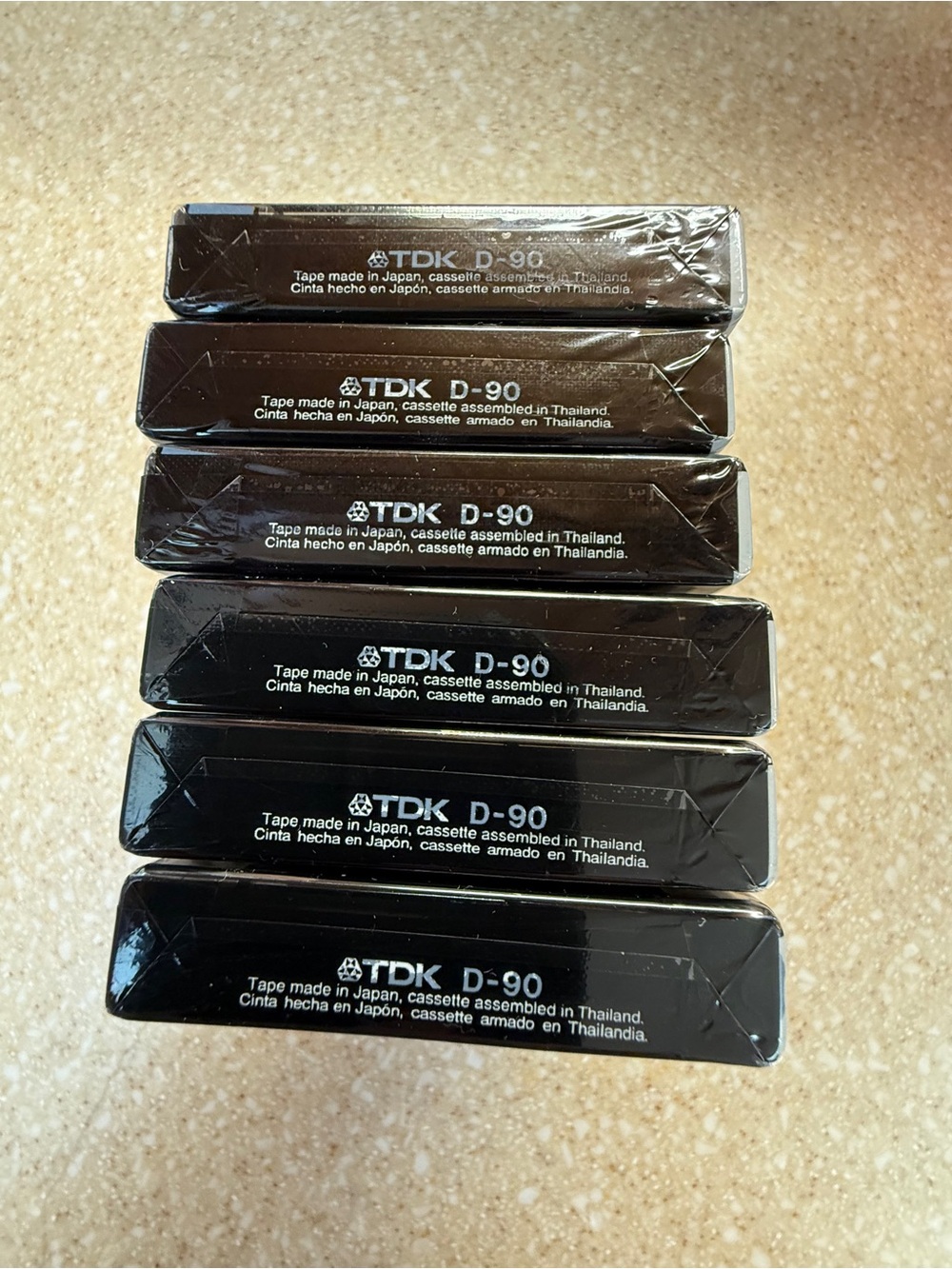 TDK D90 High Output Cassette Tapes Lot of 8 Red & Black - Picture 8 of 9